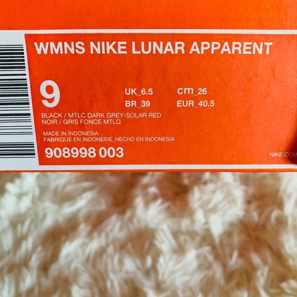 nike lunar apparent black